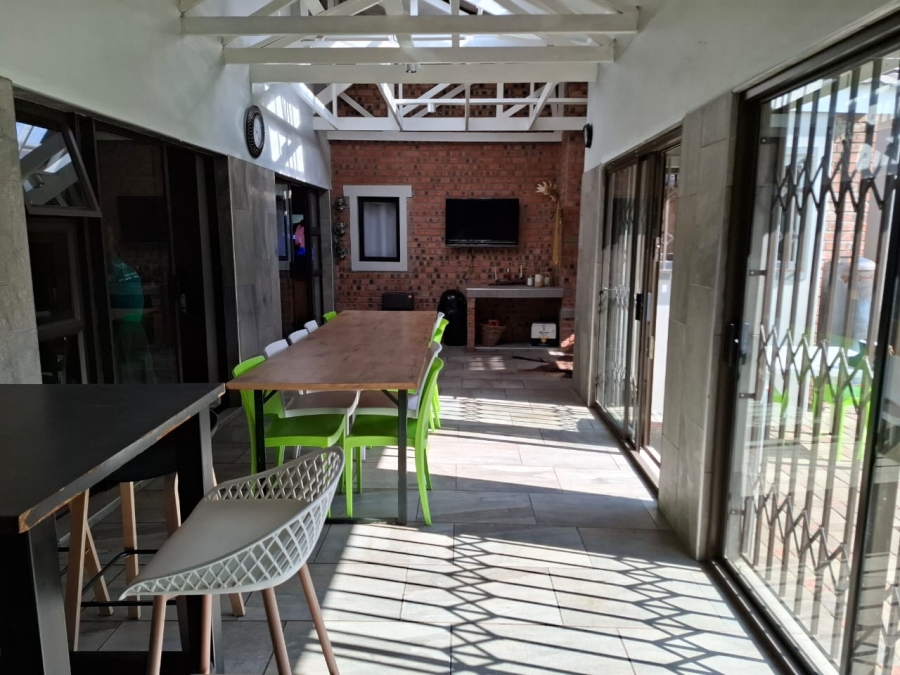 3 Bedroom Property for Sale in Heuwelsig Free State